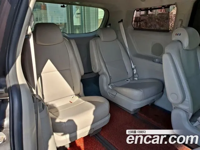 Kia Carnival 2017 — 4