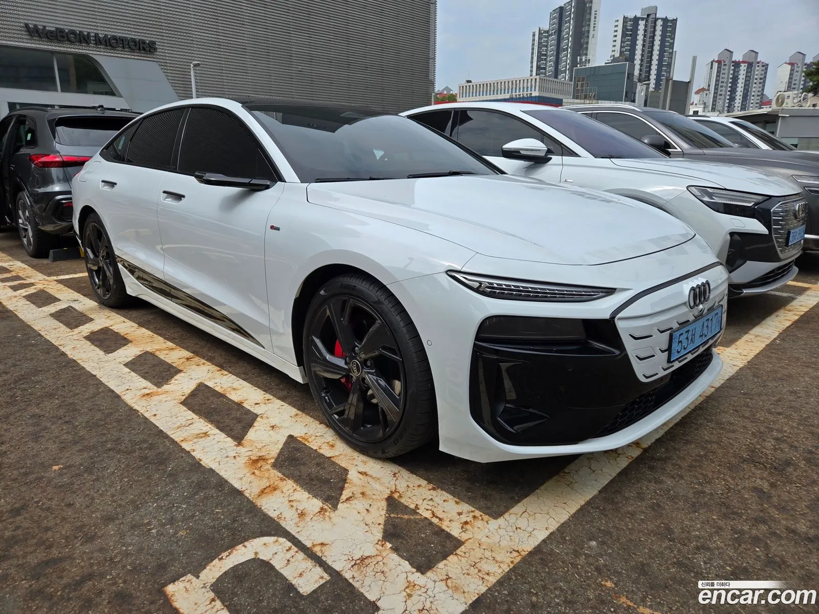 Audi A6 e-tron 2025 — 11