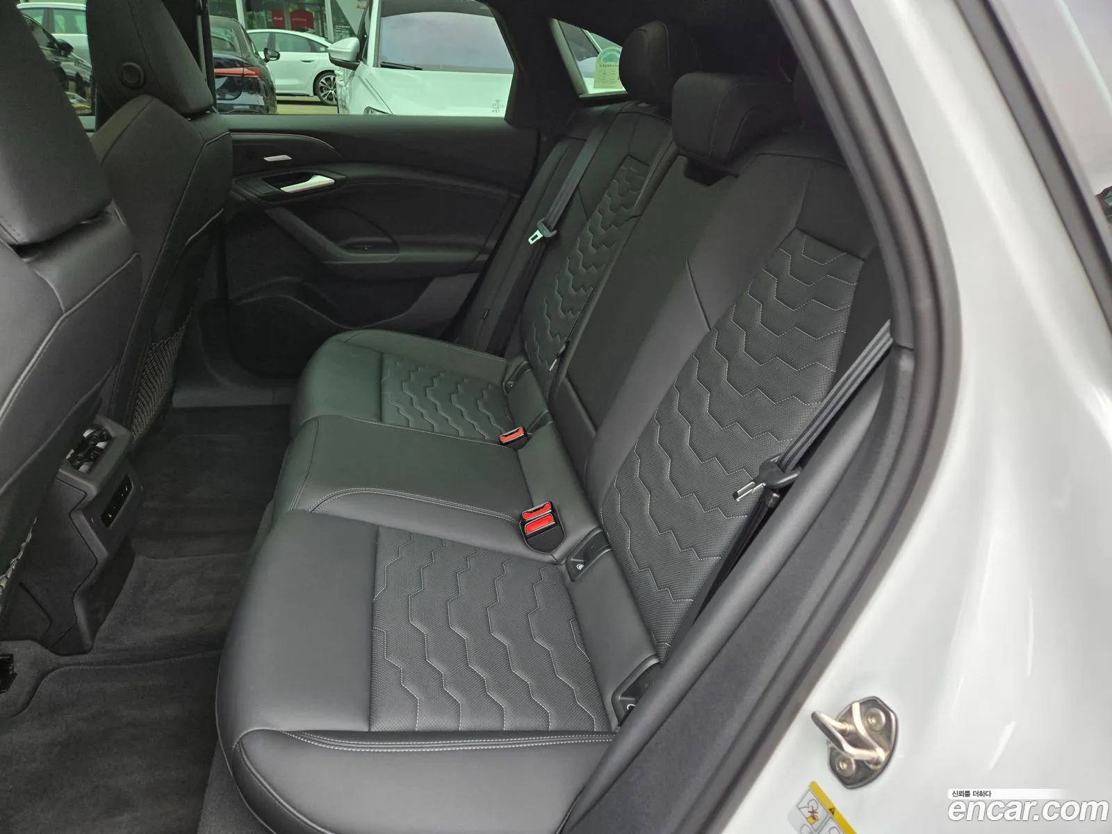 Audi A6 e-tron 2025 — 9