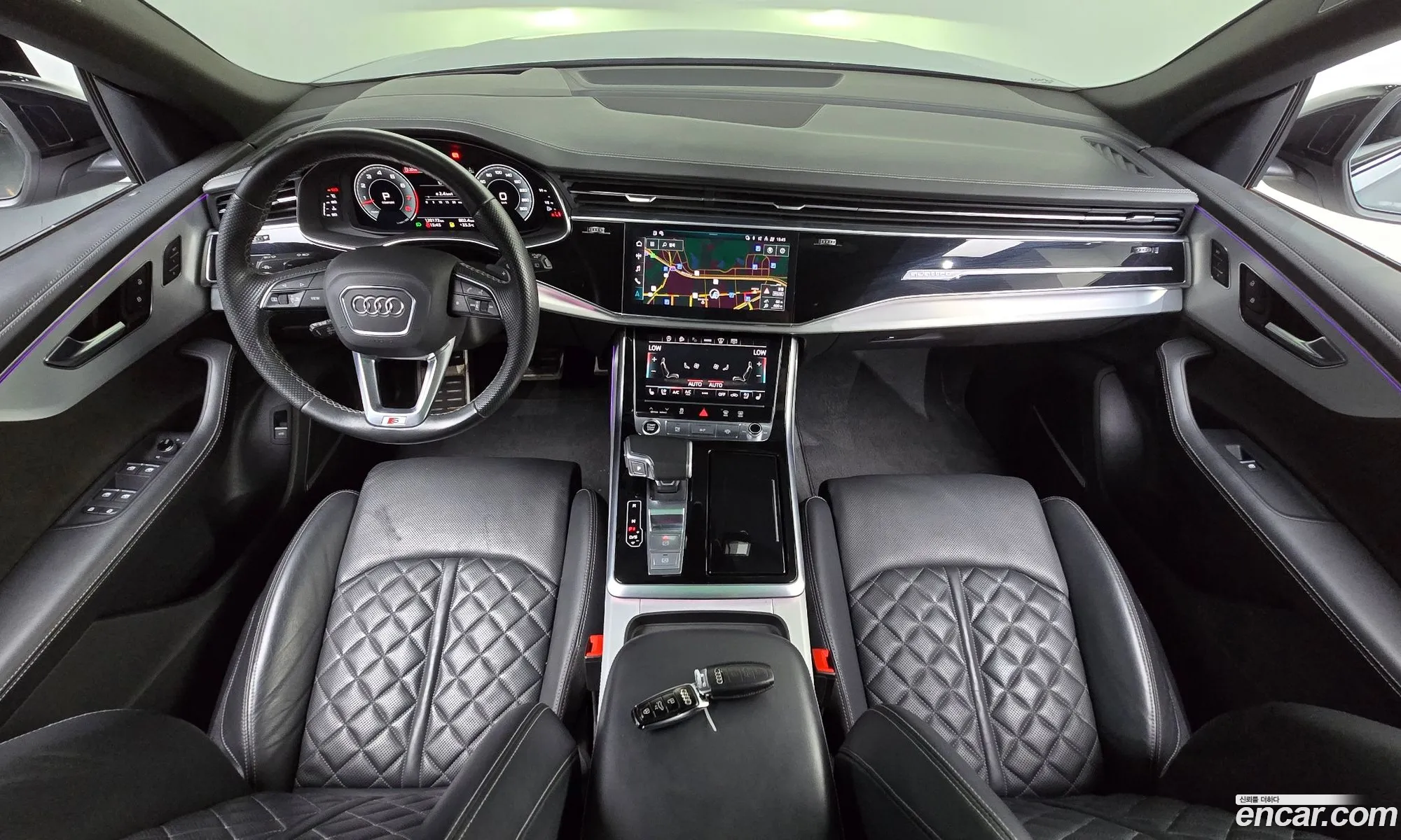 Audi Q8 2021 — 26