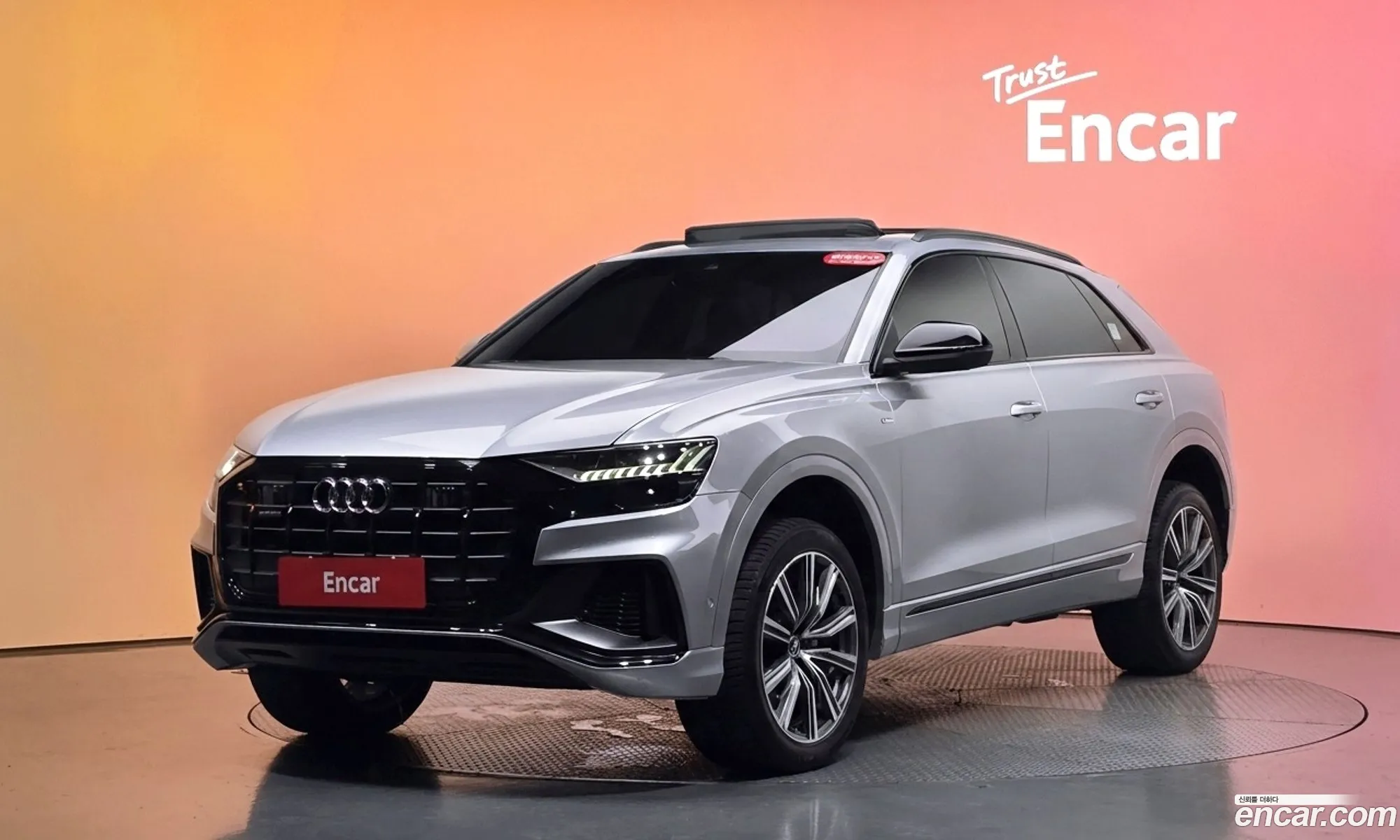 Audi Q8 2021 — 30
