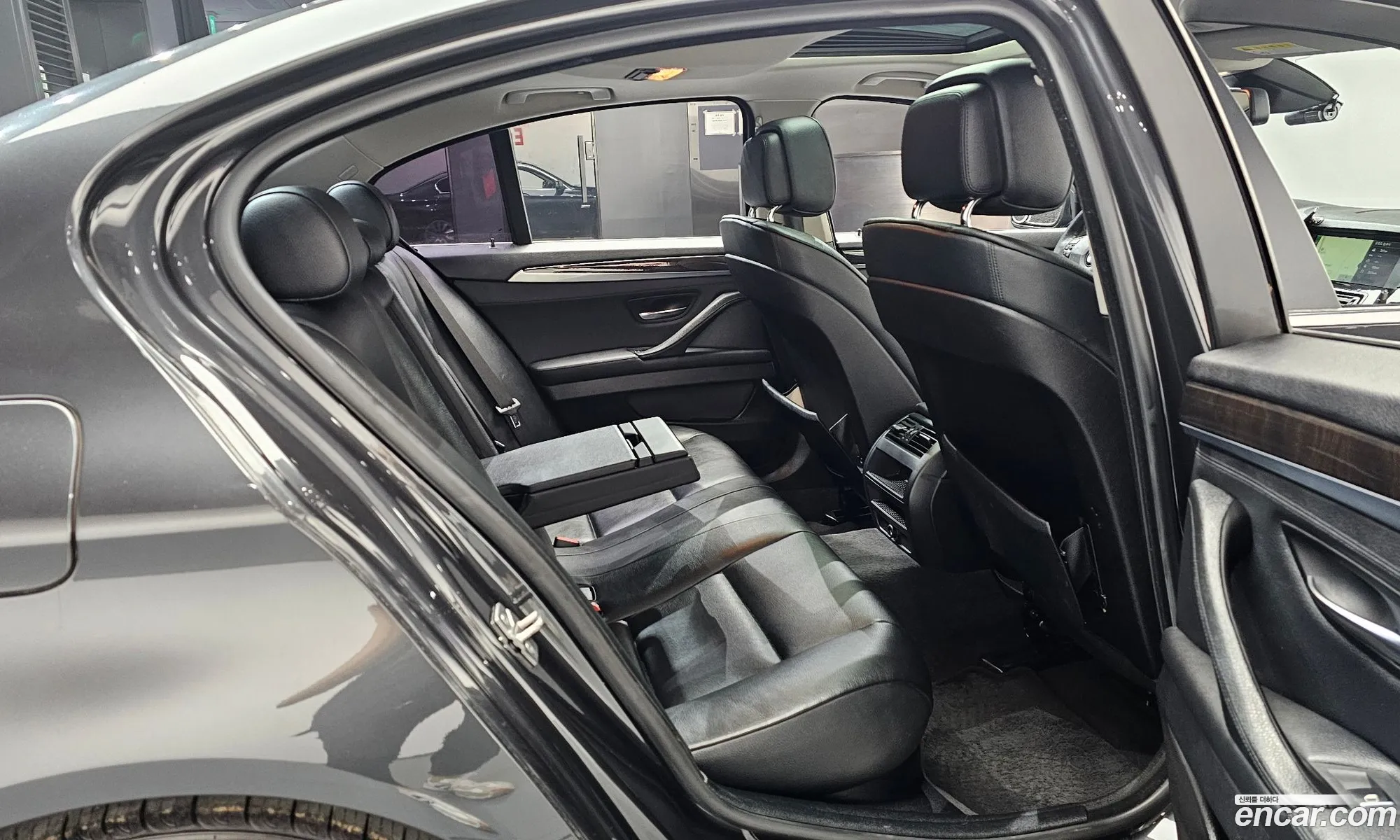 BMW 5 Series 2012 WBAXG3108CDW37979 — 13