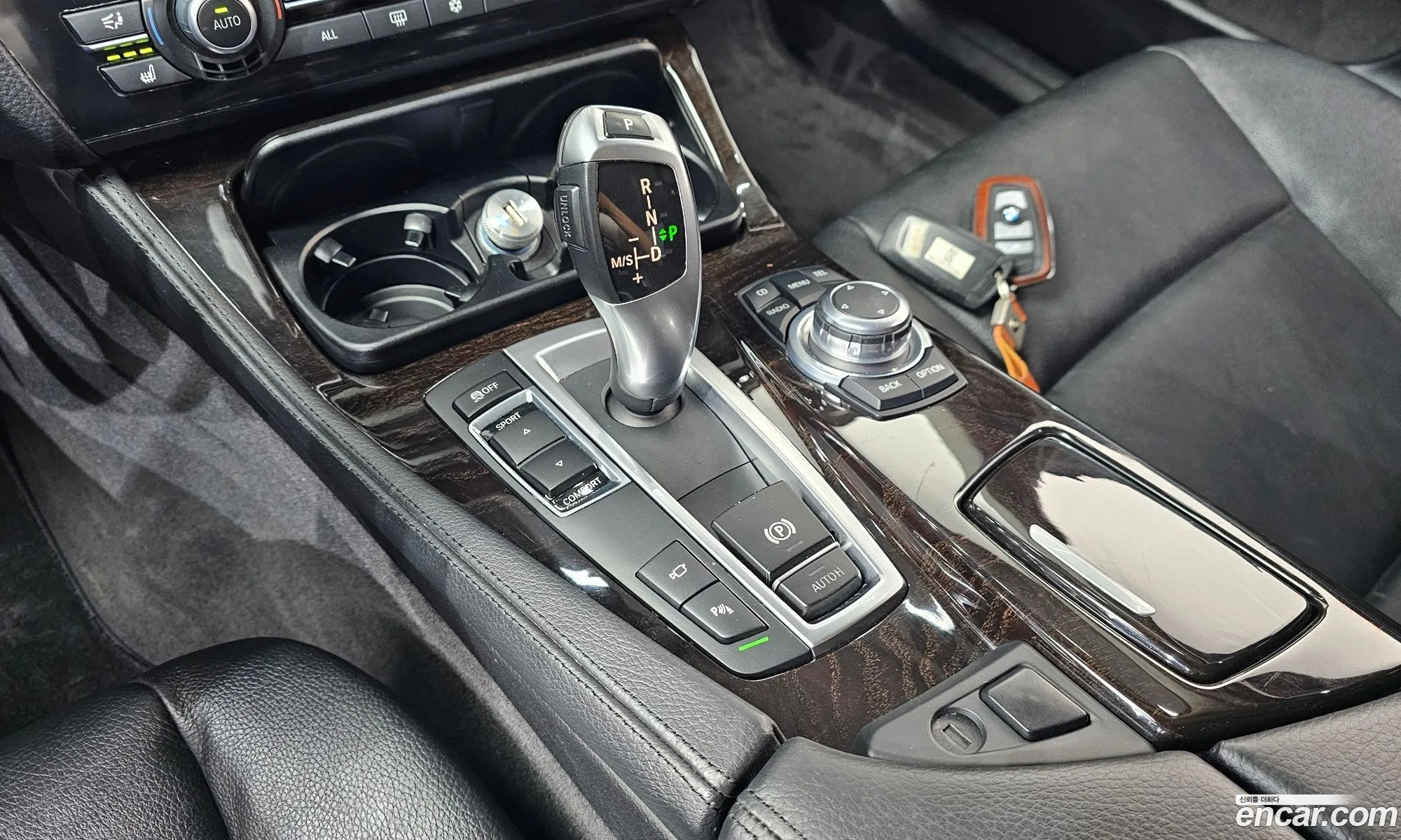 BMW 5 Series 2012 WBAXG3108CDW37979 — 9