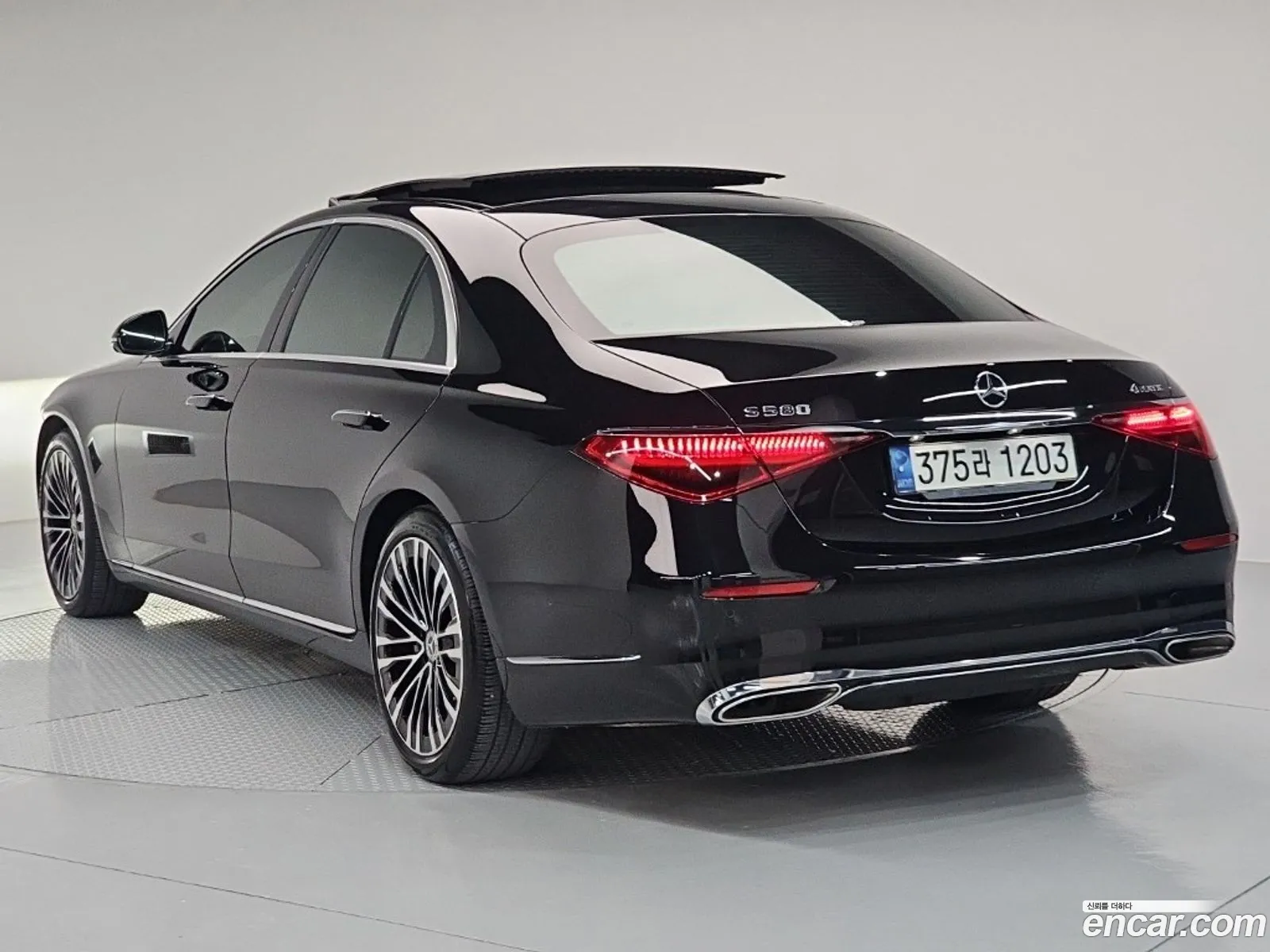 Mercedes-Benz S-Class W223 2022 — 2