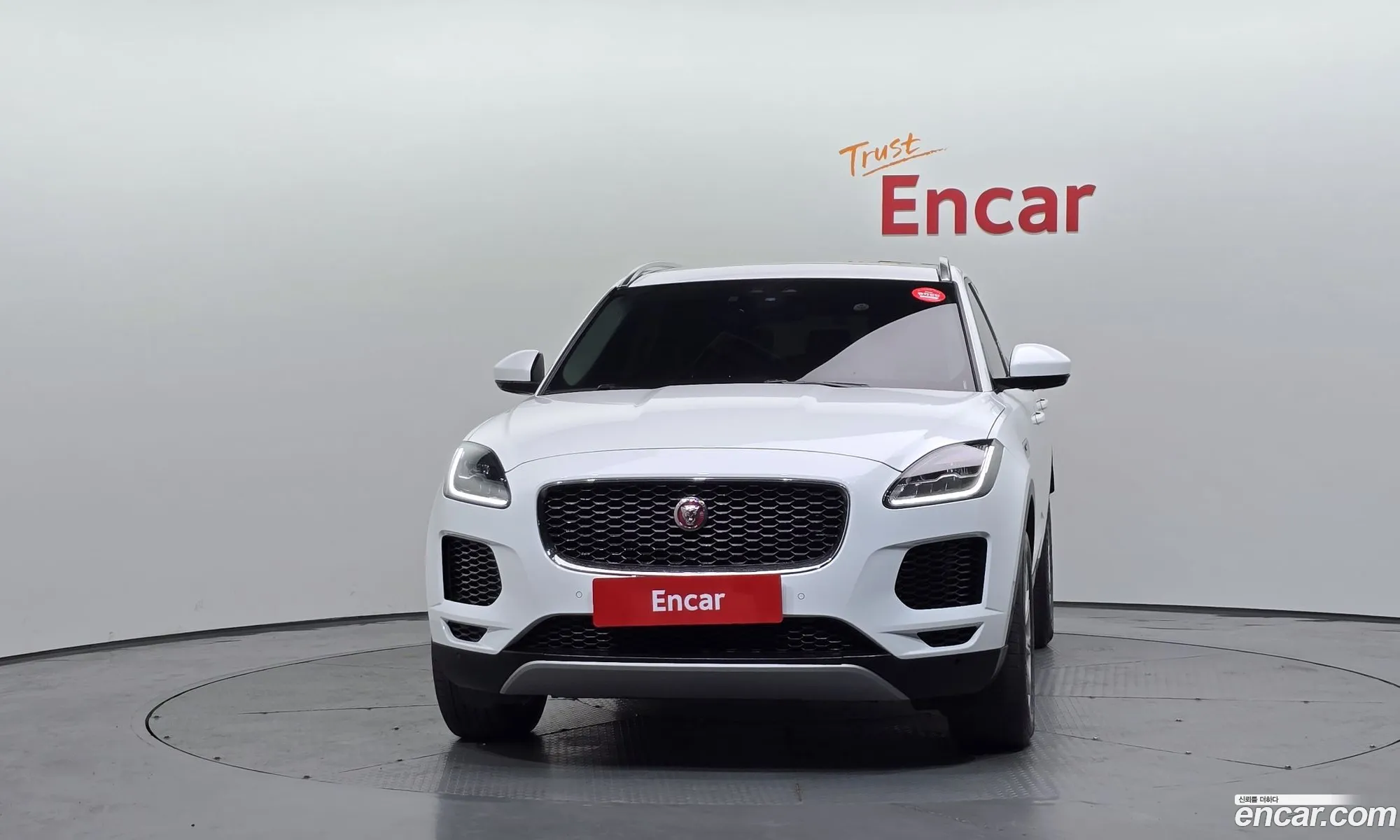 Jaguar E-Pace 2019 SADFA2BN4K1Z67966 — 11