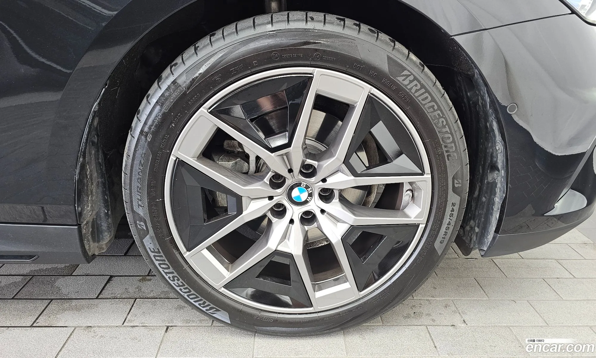 BMW 5 Series 2024 — 11