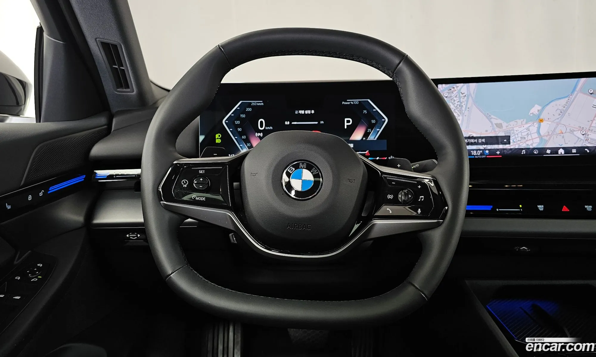 BMW 5 Series 2024 — 32