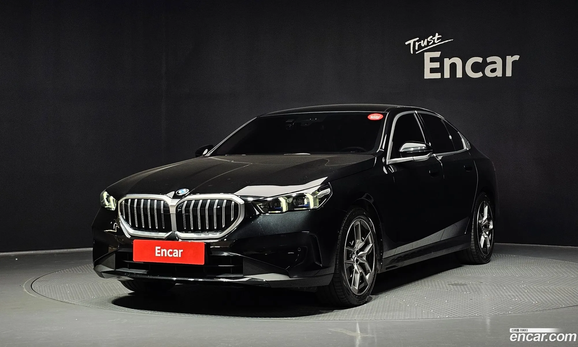 BMW 5 Series 2024 — 17