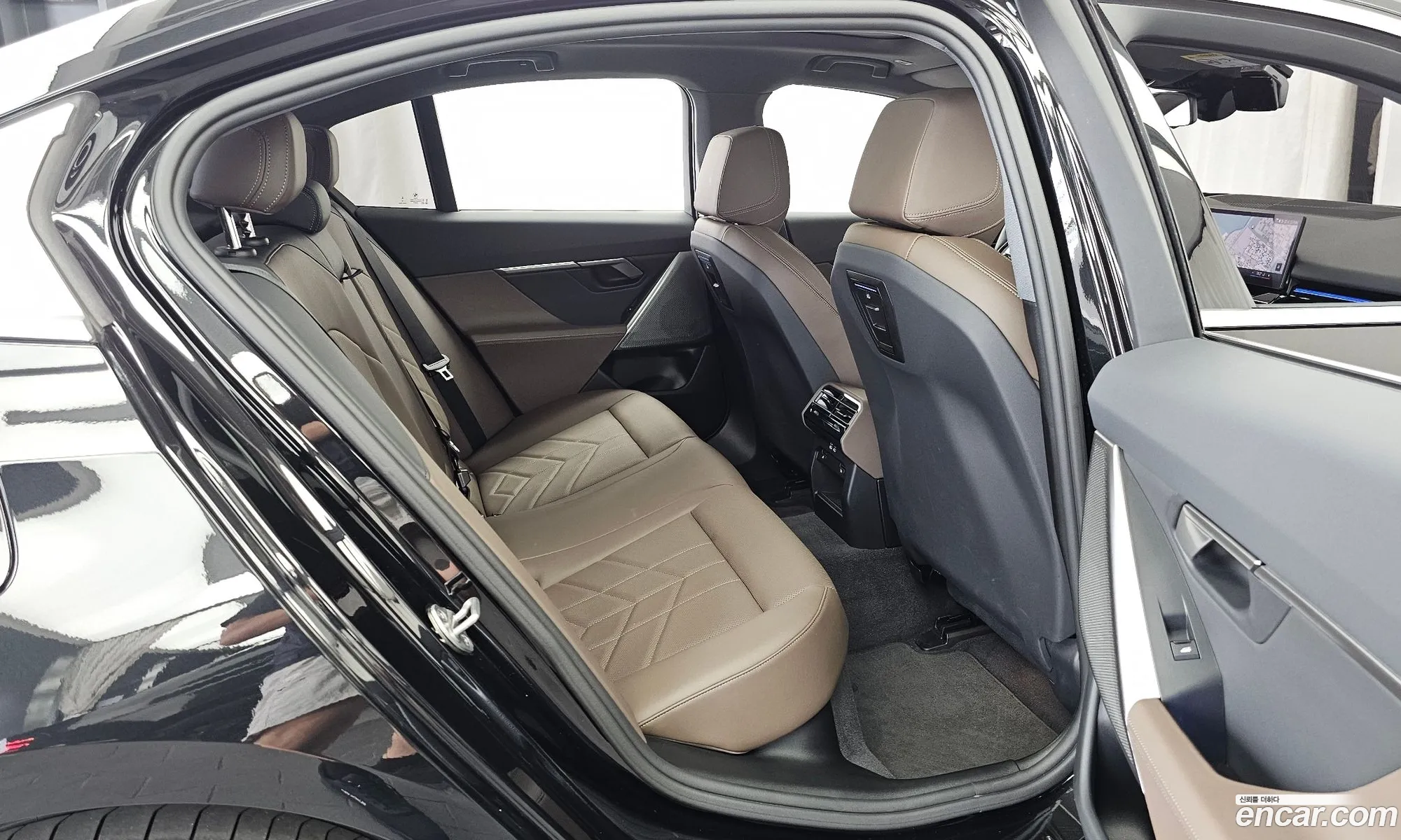 BMW 5 Series 2024 — 9