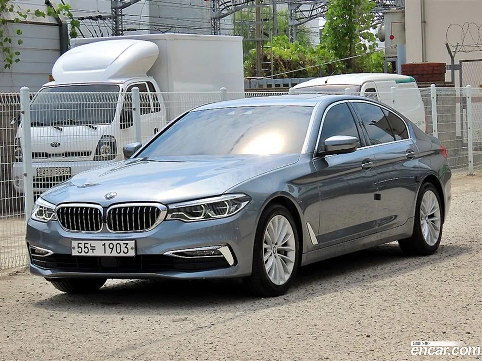 BMW 5 Series 2019 — 18