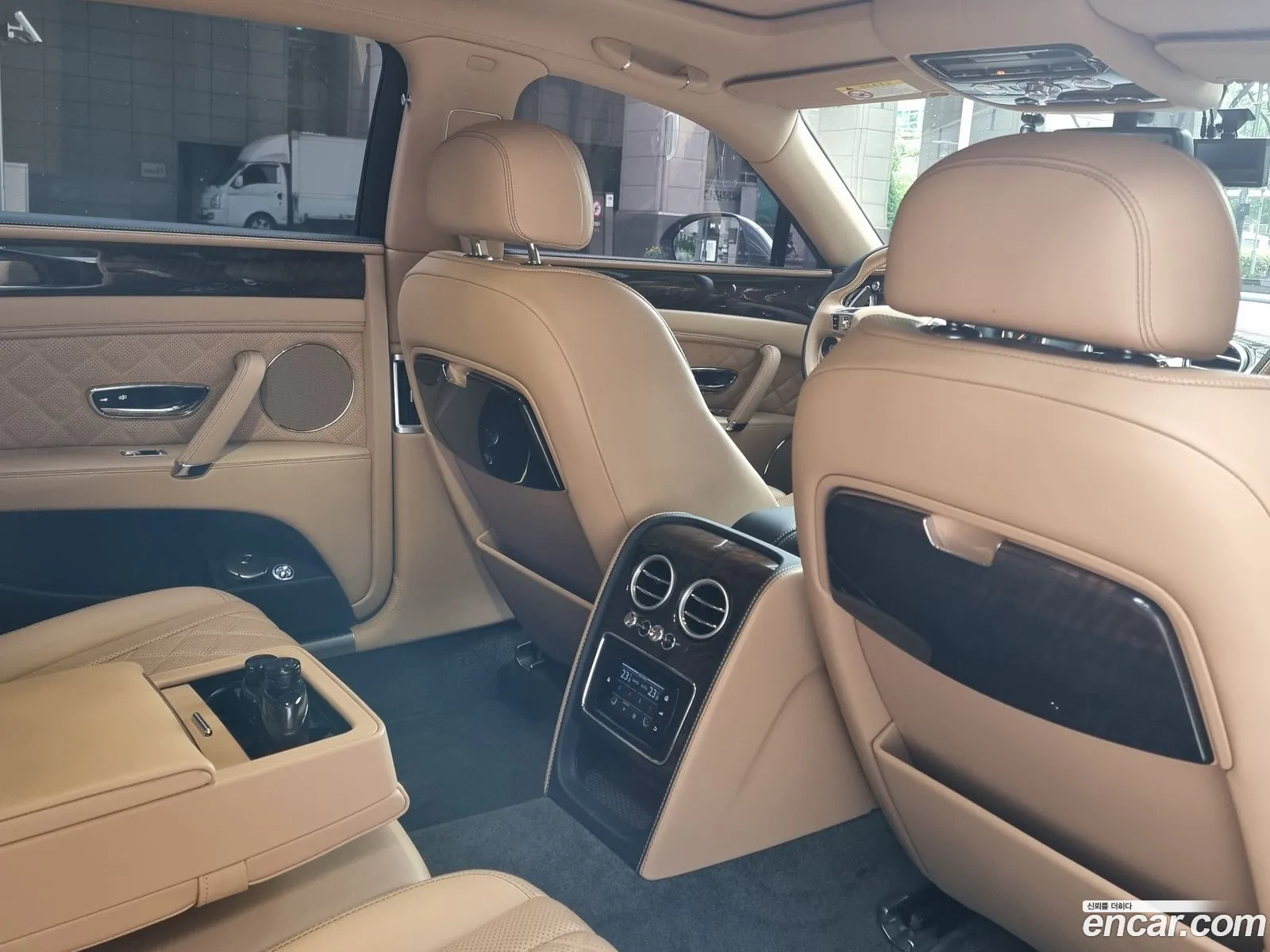 Bentley Flying Spur 2018 — 6