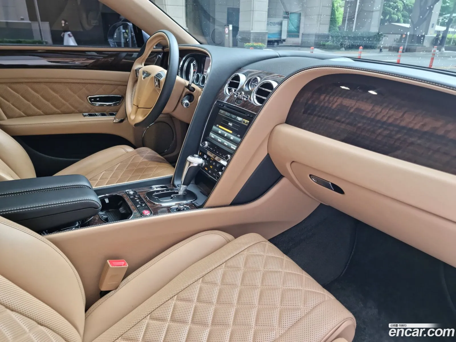 Bentley Flying Spur 2018 — 8