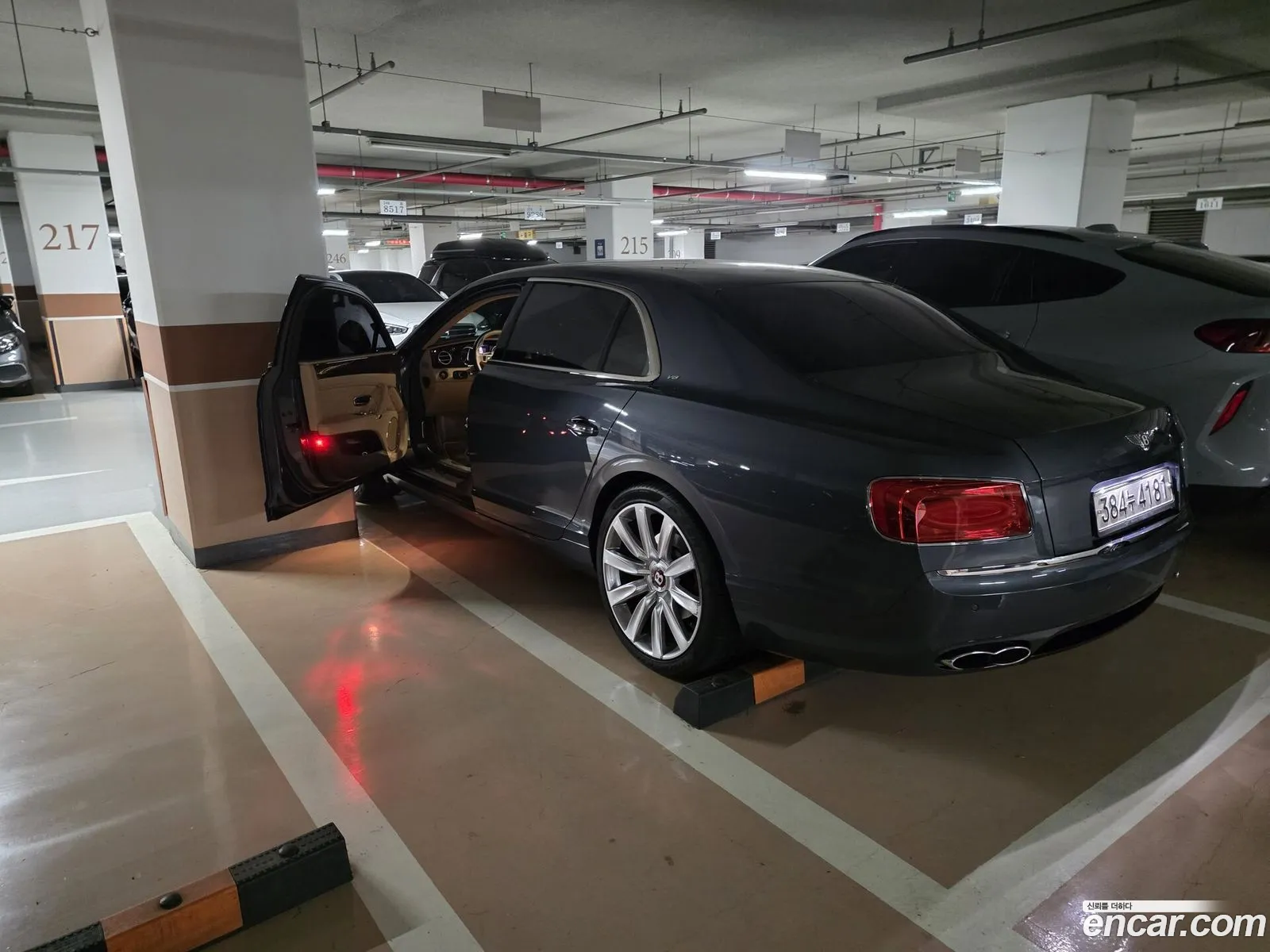 Bentley Flying Spur 2018 — 3