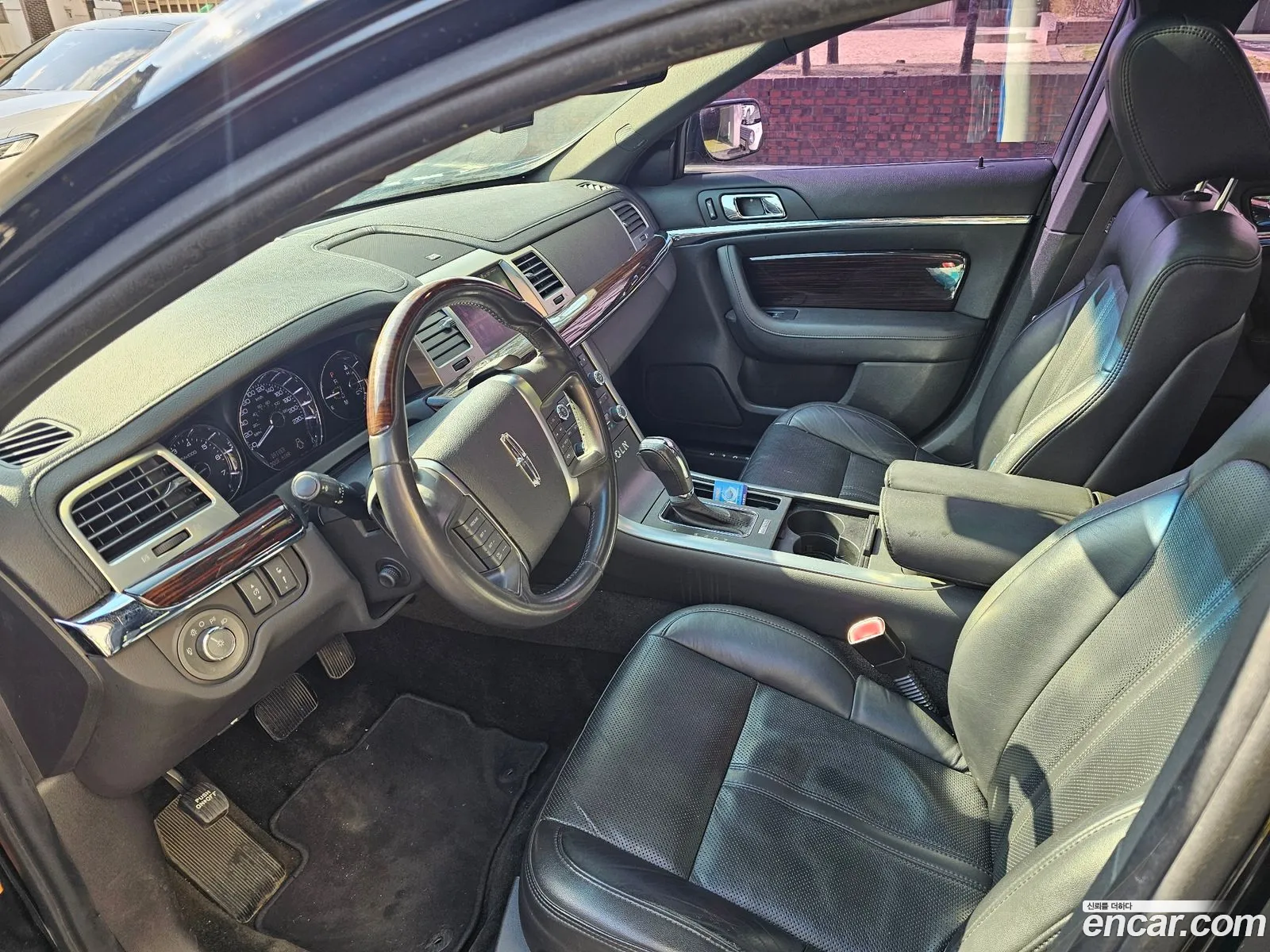 Lincoln MKS