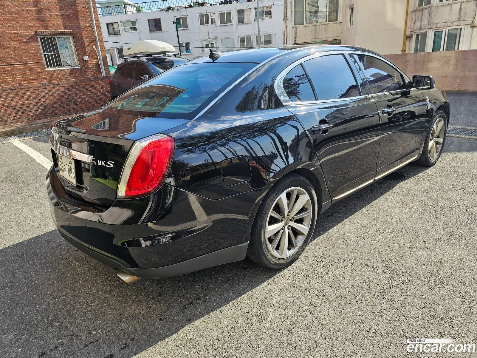 Lincoln MKS