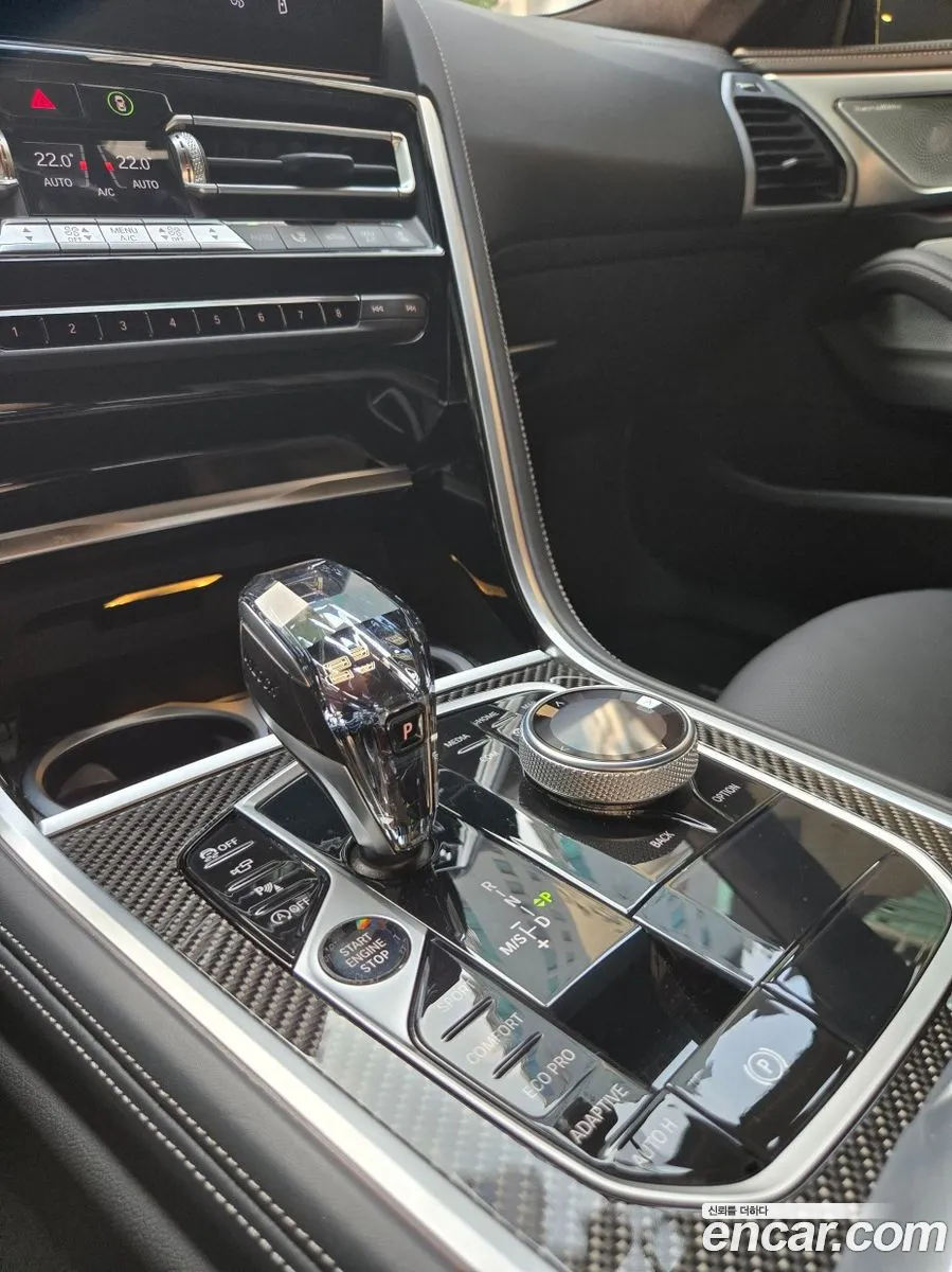 BMW 8 Series 2025 — 20