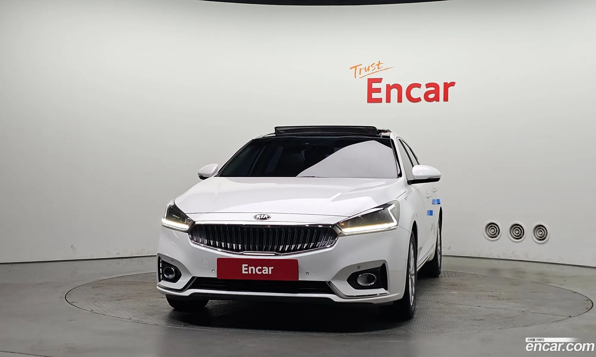 Kia K7 2017 — 2
