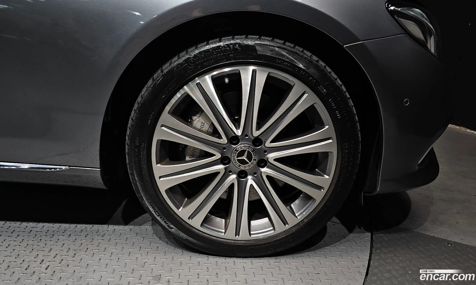 Mercedes-Benz E-Class W213 2020 — 16