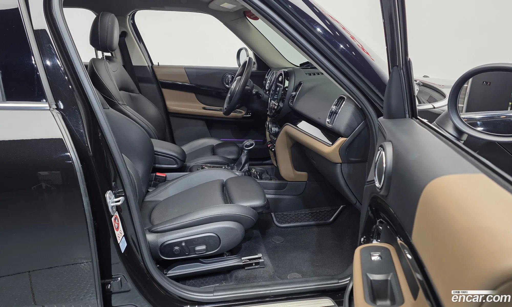 Mini Cooper D Countryman 2017 WMWYU1100J3D17935 — 2