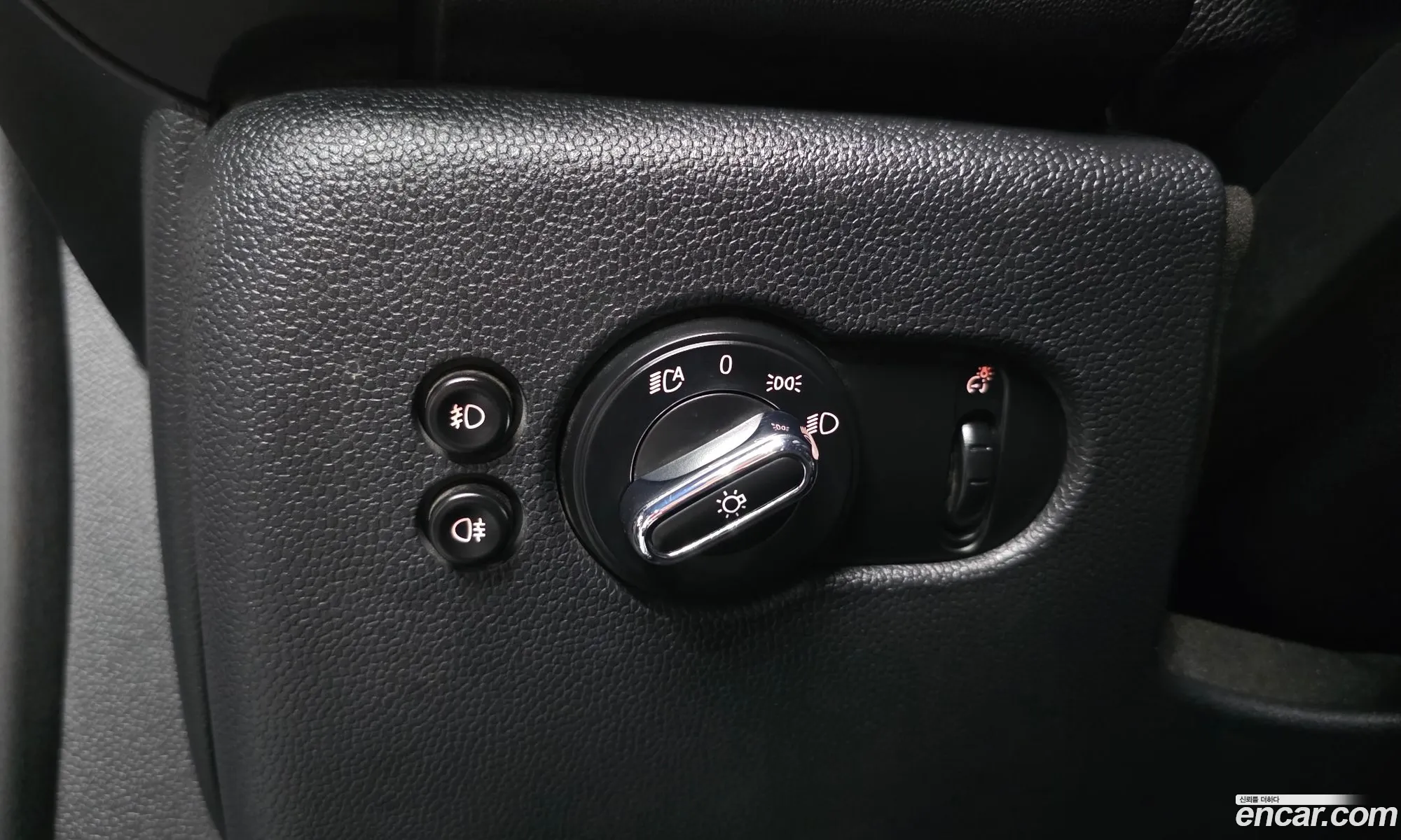 Mini Cooper Convertible 2019 WMWWG5106K3F53643 — 16