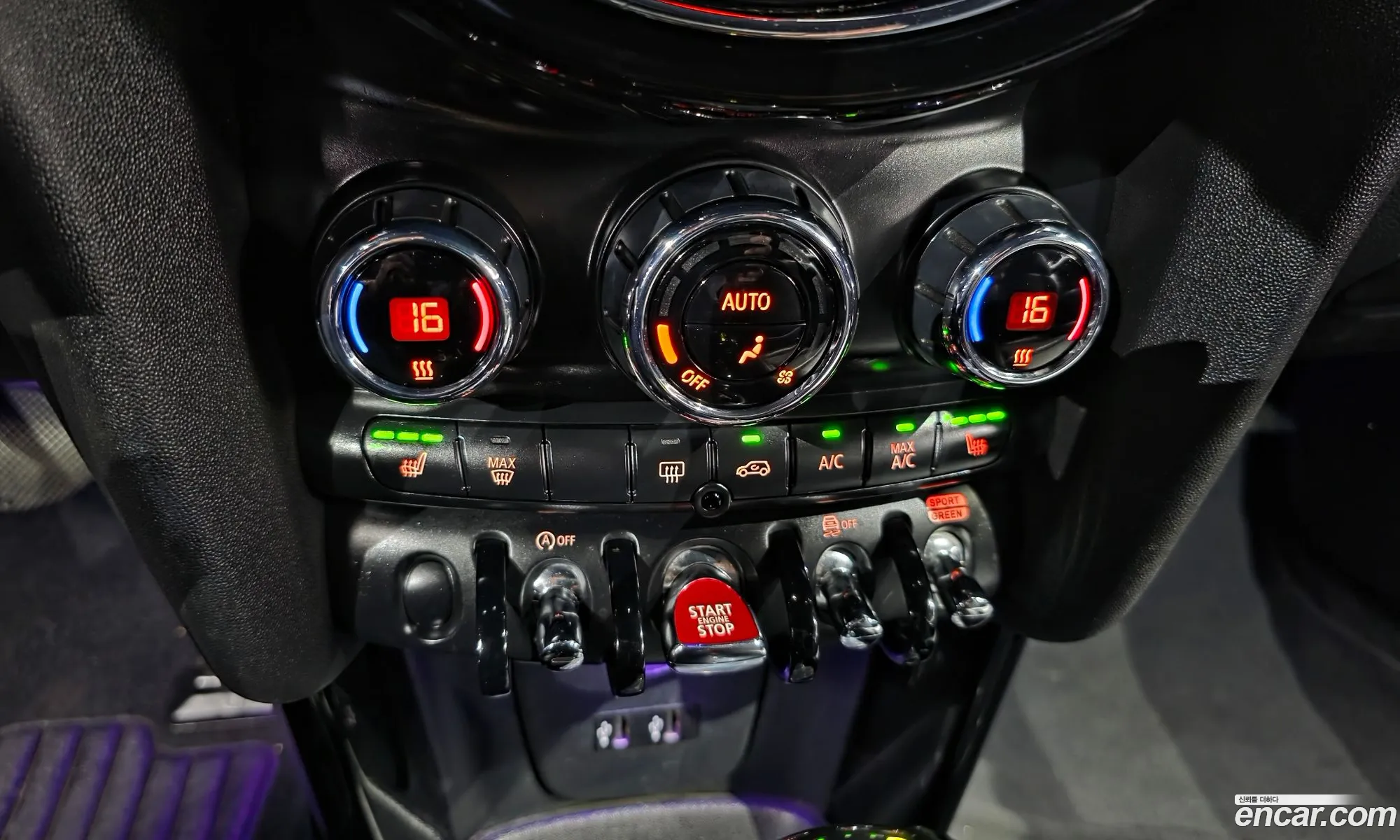 Mini Cooper Convertible 2019 WMWWG5106K3F53643 — 2