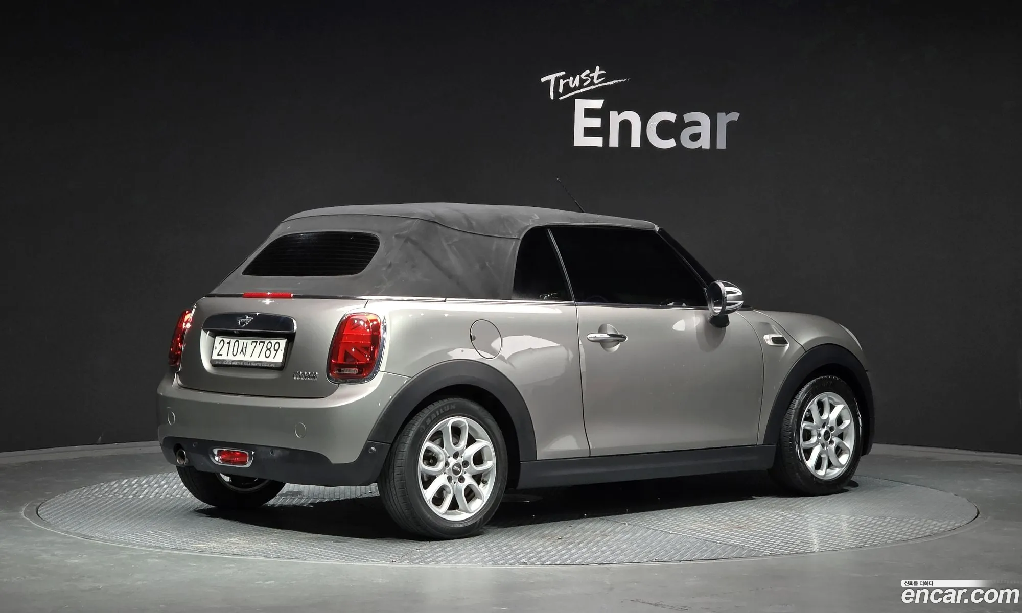 Mini Cooper Convertible 2019 WMWWG5106K3F53643 — 7