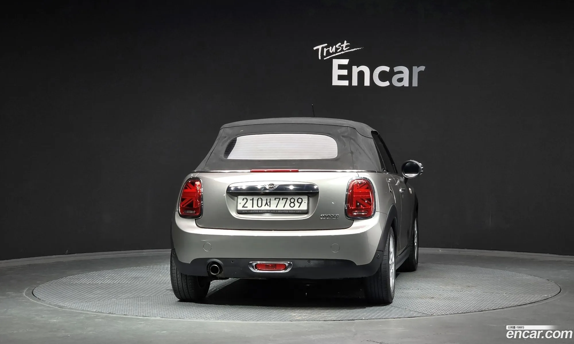 Mini Cooper Convertible 2019 WMWWG5106K3F53643 — 6