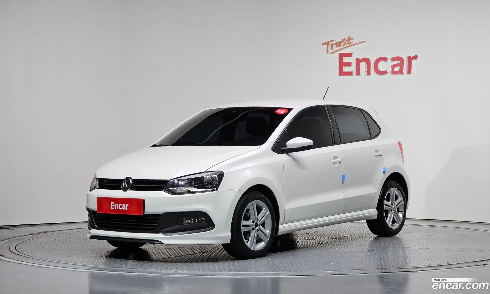 Volkswagen Polo 2014 — 18