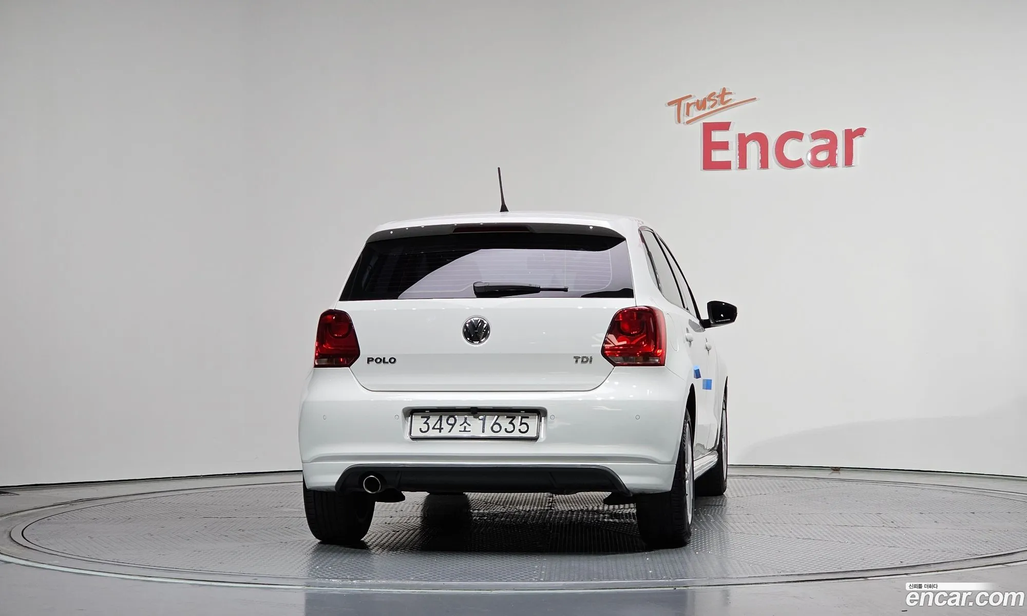 Volkswagen Polo 2014 — 11