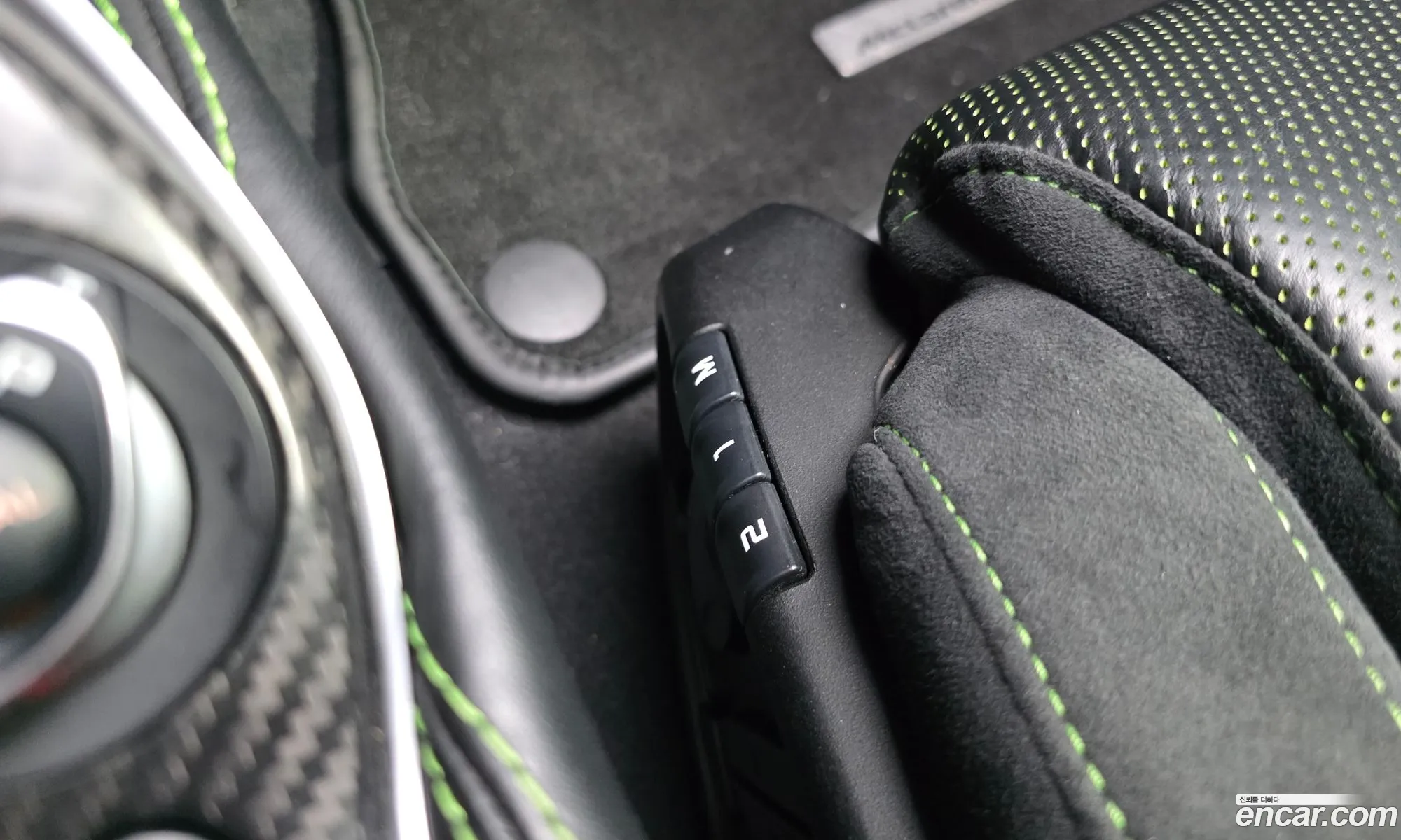 McLaren 570S 2016 SBM13DAB6GW000702 — 18