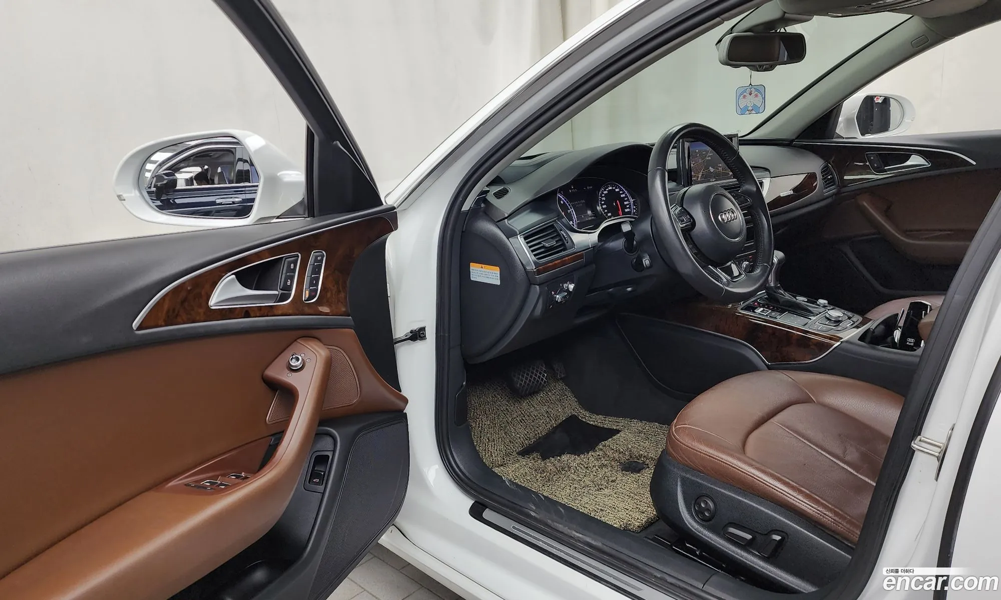 Audi A6 2014 — 17