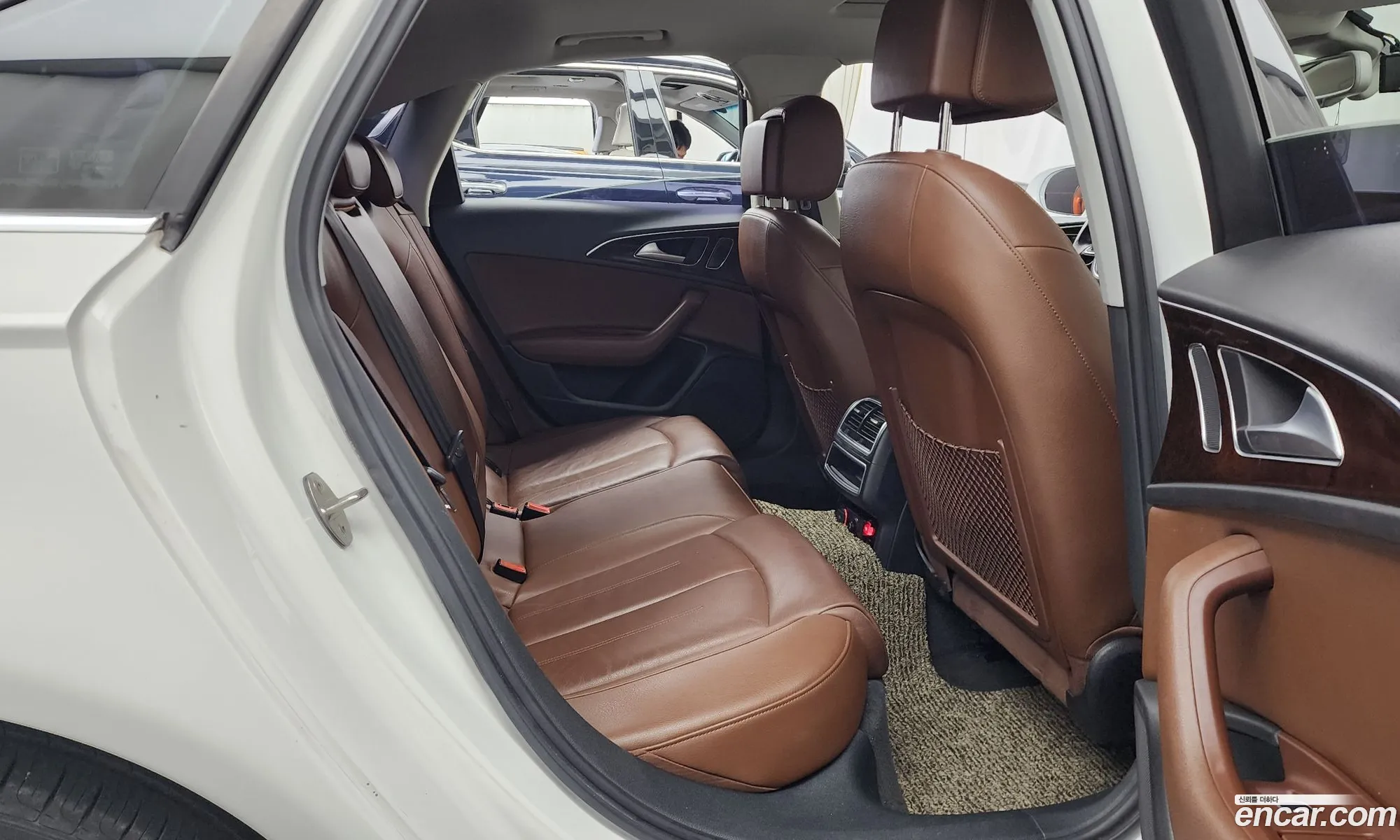 Audi A6 2014 — 3