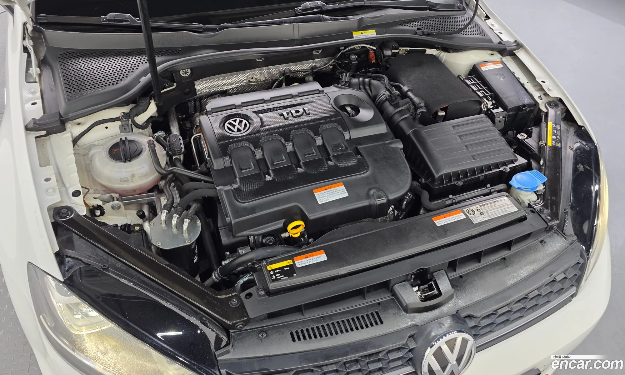Volkswagen Golf 7th Gen 2016 WVWZZZAUZGW068358 — 16