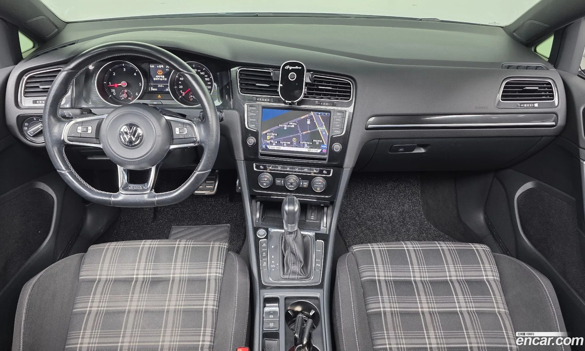 Volkswagen Golf 7th Gen 2016 WVWZZZAUZGW068358 — 14
