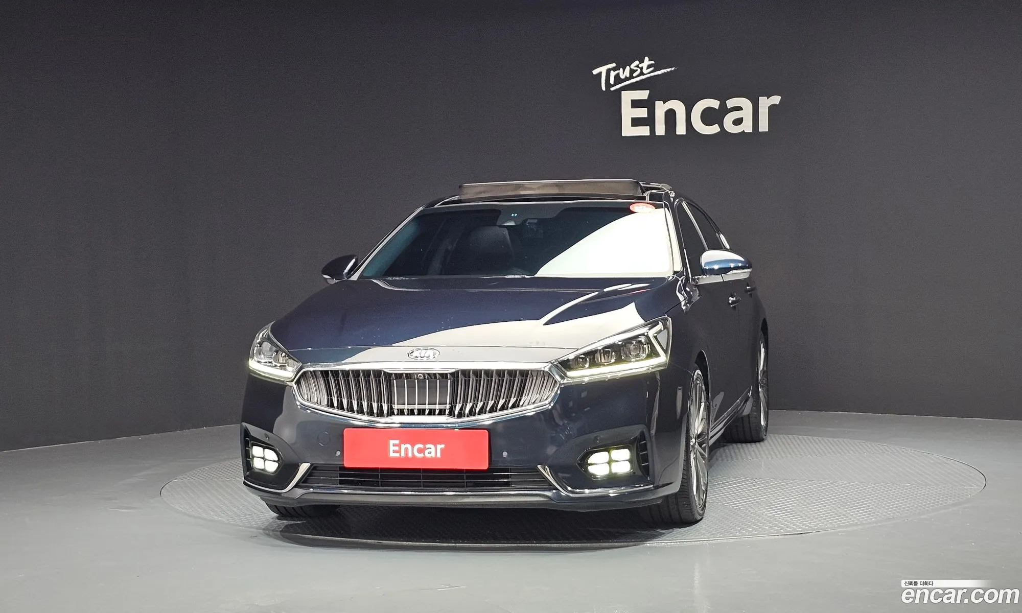 Kia K7 2017 — 2