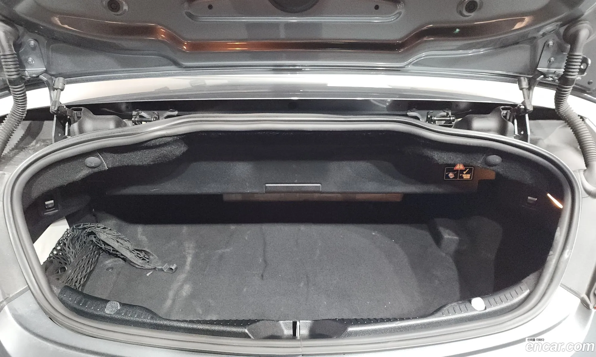 Mercedes-Benz C-Class W205 2018 — 21