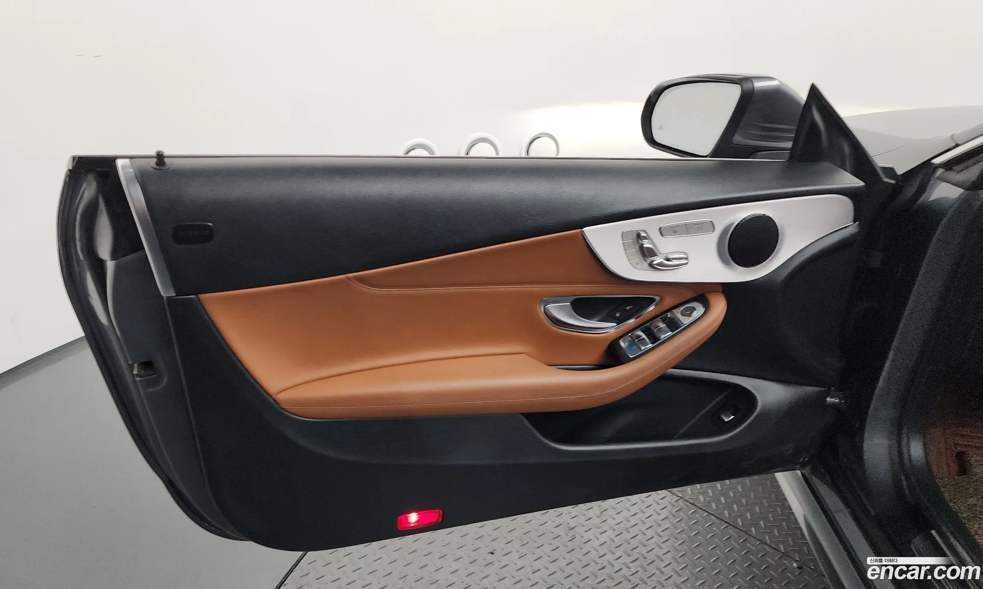 Mercedes-Benz C-Class W205 2018 — 28