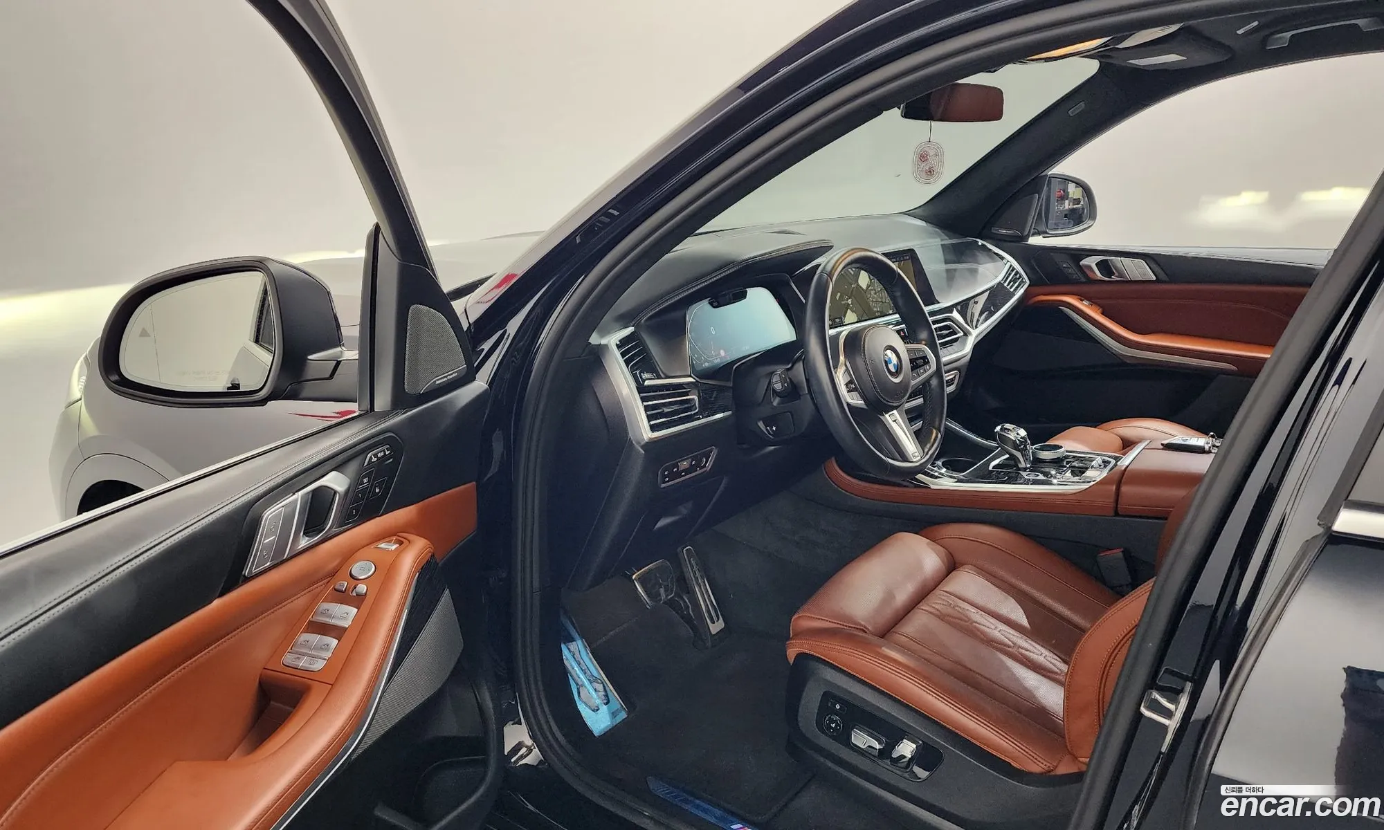 BMW X7 2022 — 13