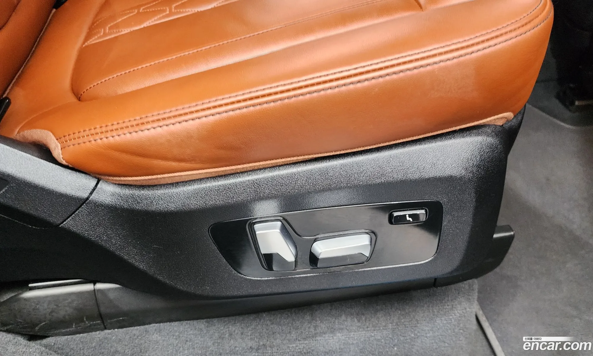 BMW X7 2022 — 7