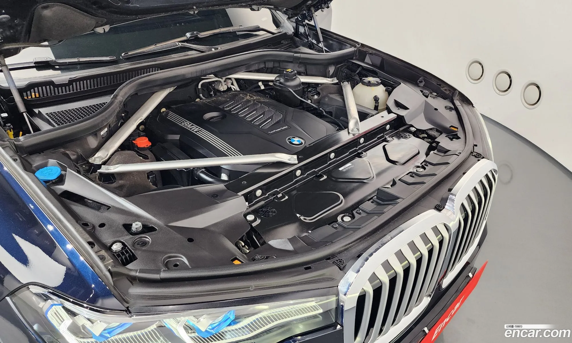 BMW X7 2022 — 16