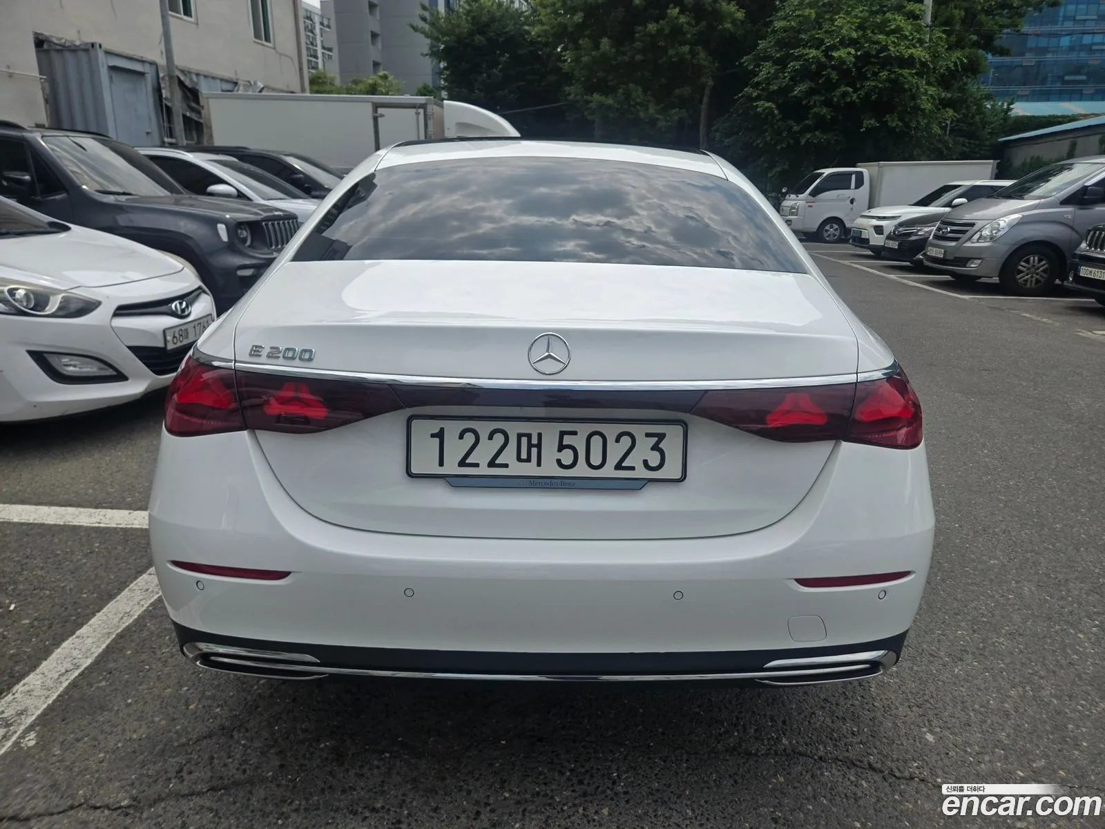 Mercedes-Benz E-Class W214 2025 — 3