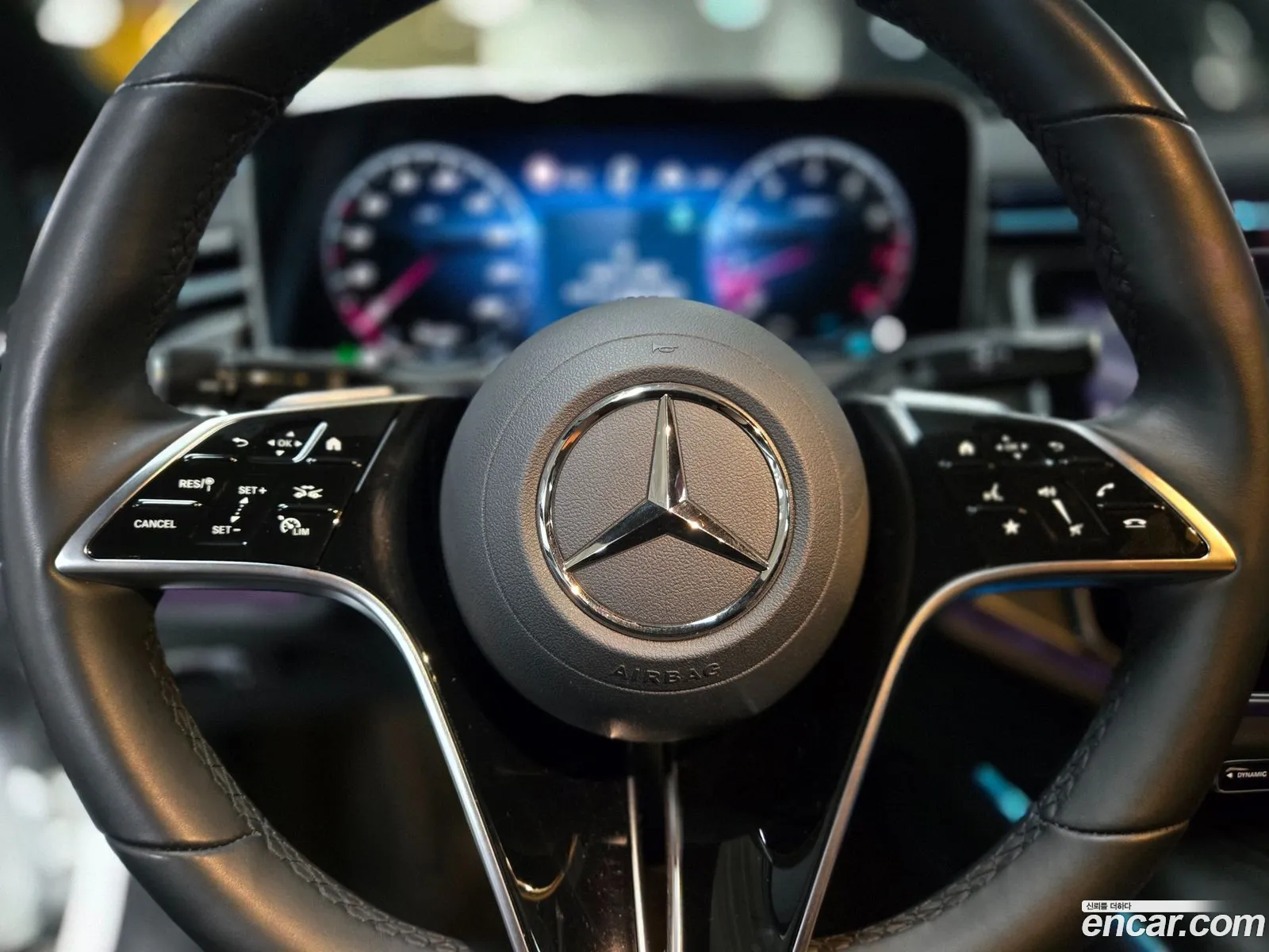 Mercedes-Benz E-Class W214 2025 — 20