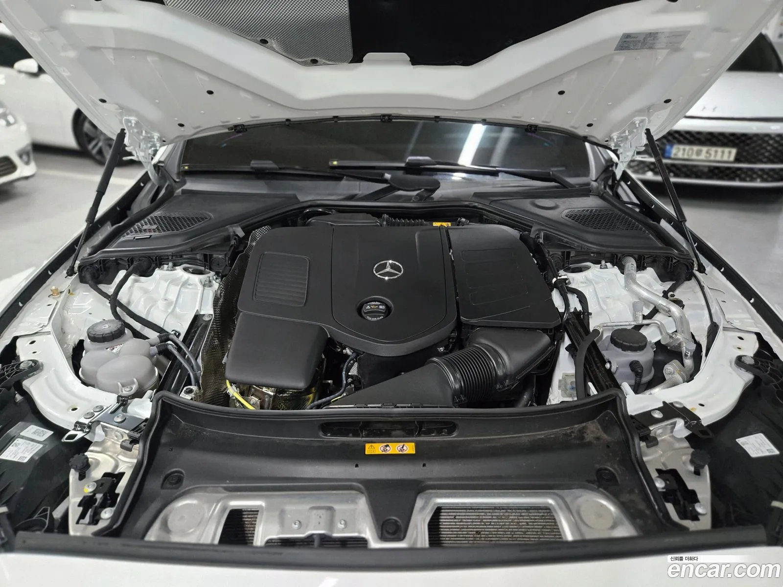 Mercedes-Benz E-Class W214 2025 — 8