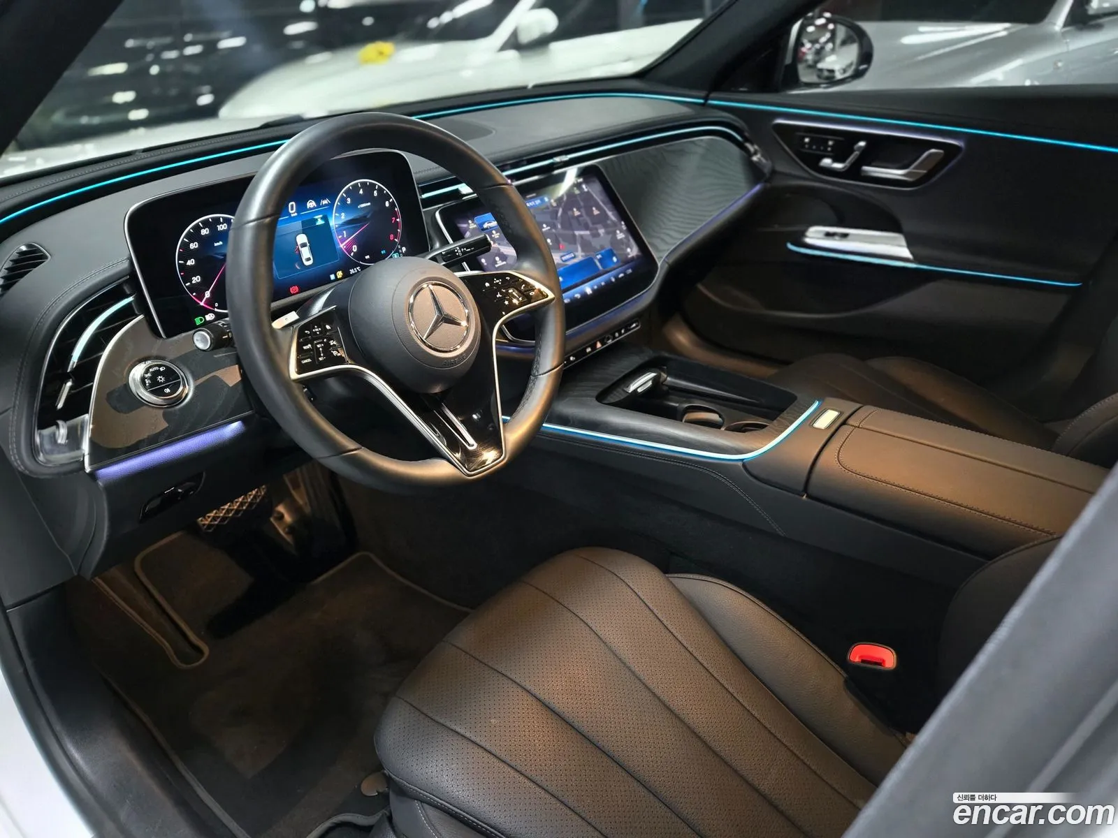 Mercedes-Benz E-Class W214 2025 — 15