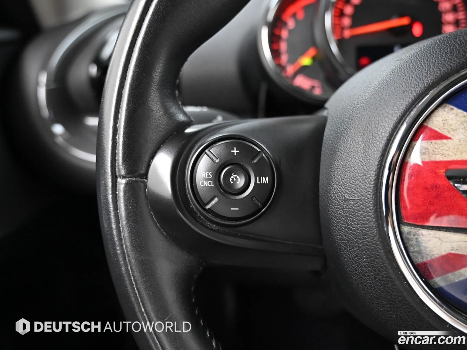 Mini Cooper D Clubman 2019 — 12