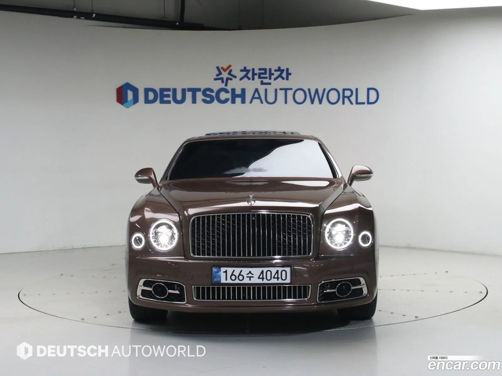 Bentley Mulsanne 2017 — 17