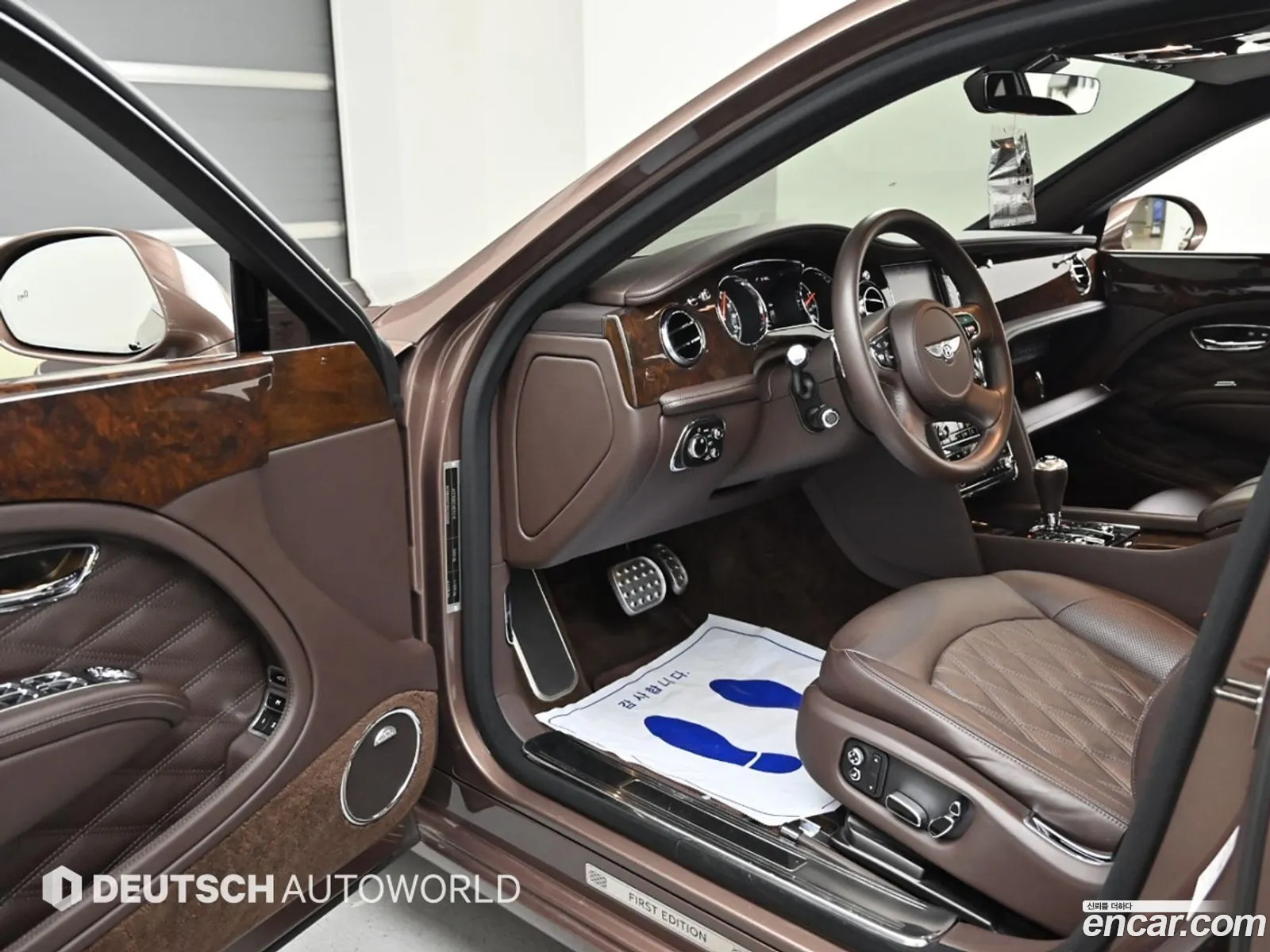 Bentley Mulsanne 2017 — 18