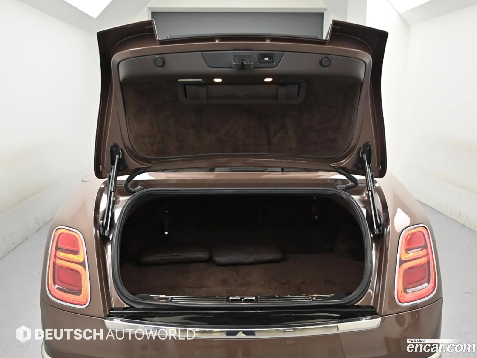 Bentley Mulsanne 2017 — 20