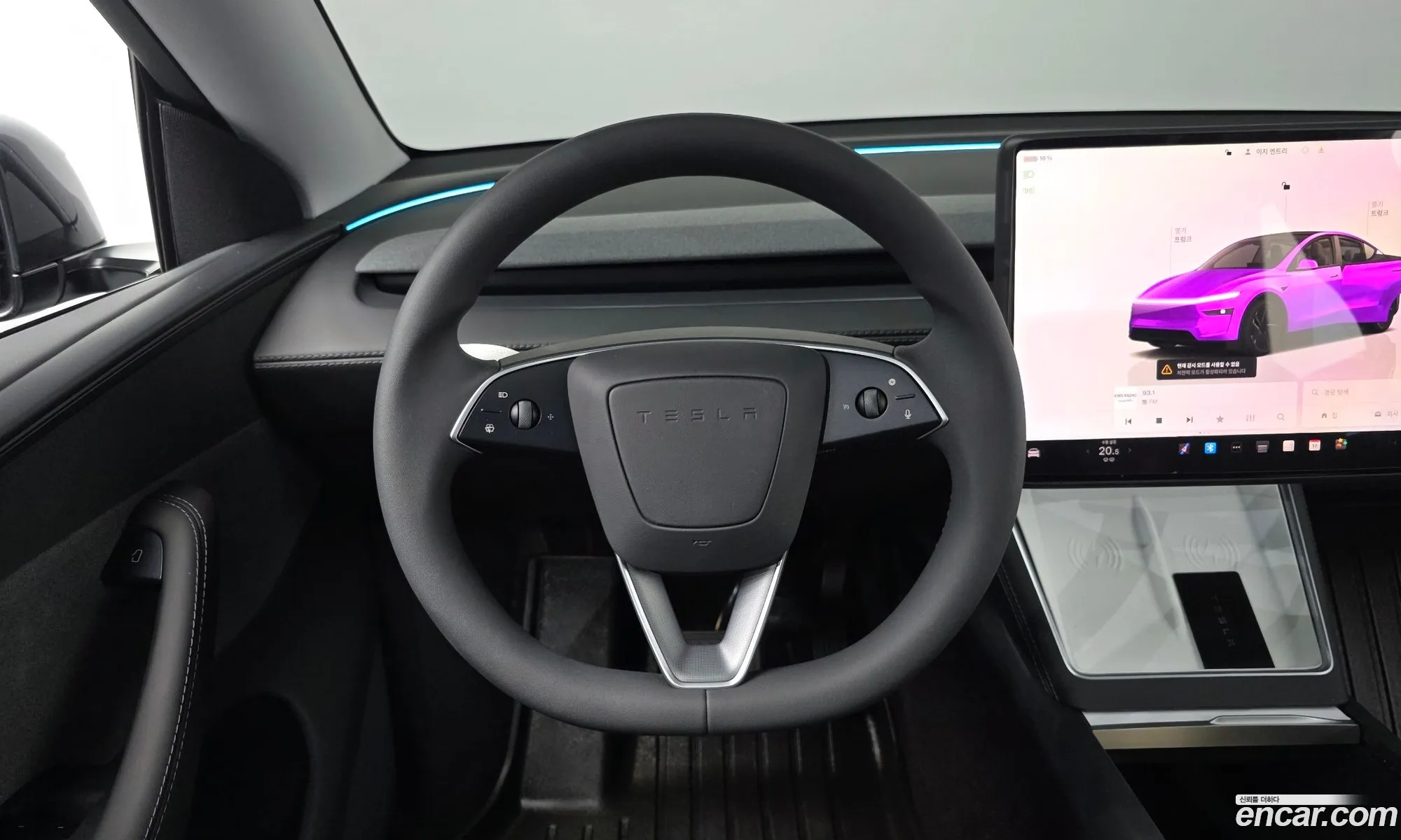 Tesla Model Y 2025 LRWYGCFJ1SC076387 — 10