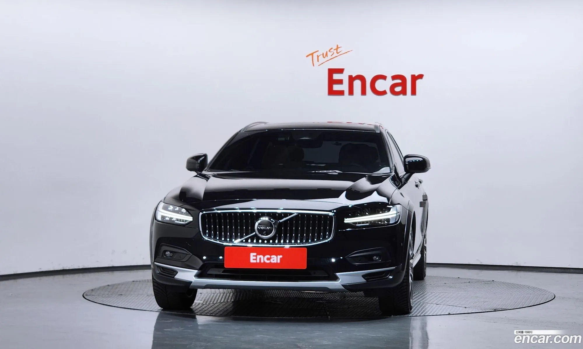 Volvo V90 Cross Country 2024 — 13